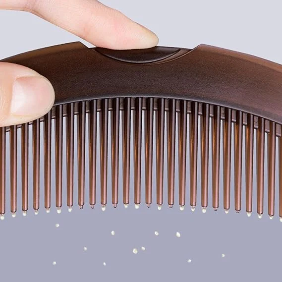Dandruff Removal Comb - Image 3