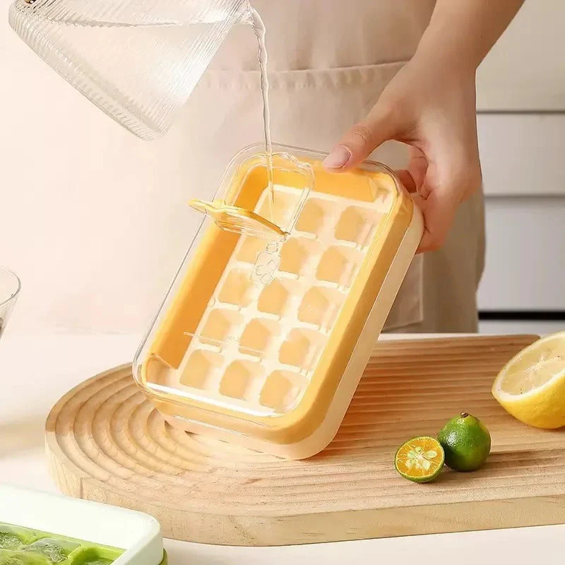 Mini Ice Cube Tray with Lid & Storage Box - Image 3