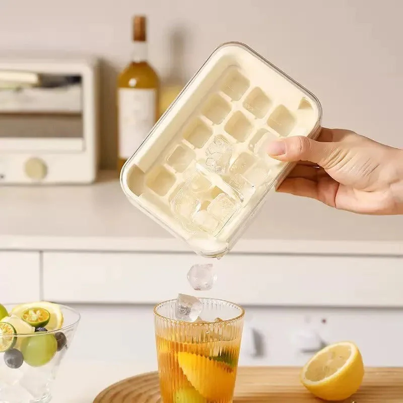 Mini Ice Cube Tray with Lid & Storage Box - Image 4