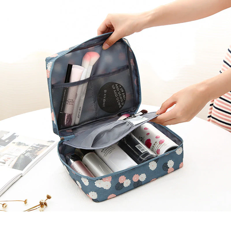 Large Capacity Portable Cosmetic Bag - Image 2