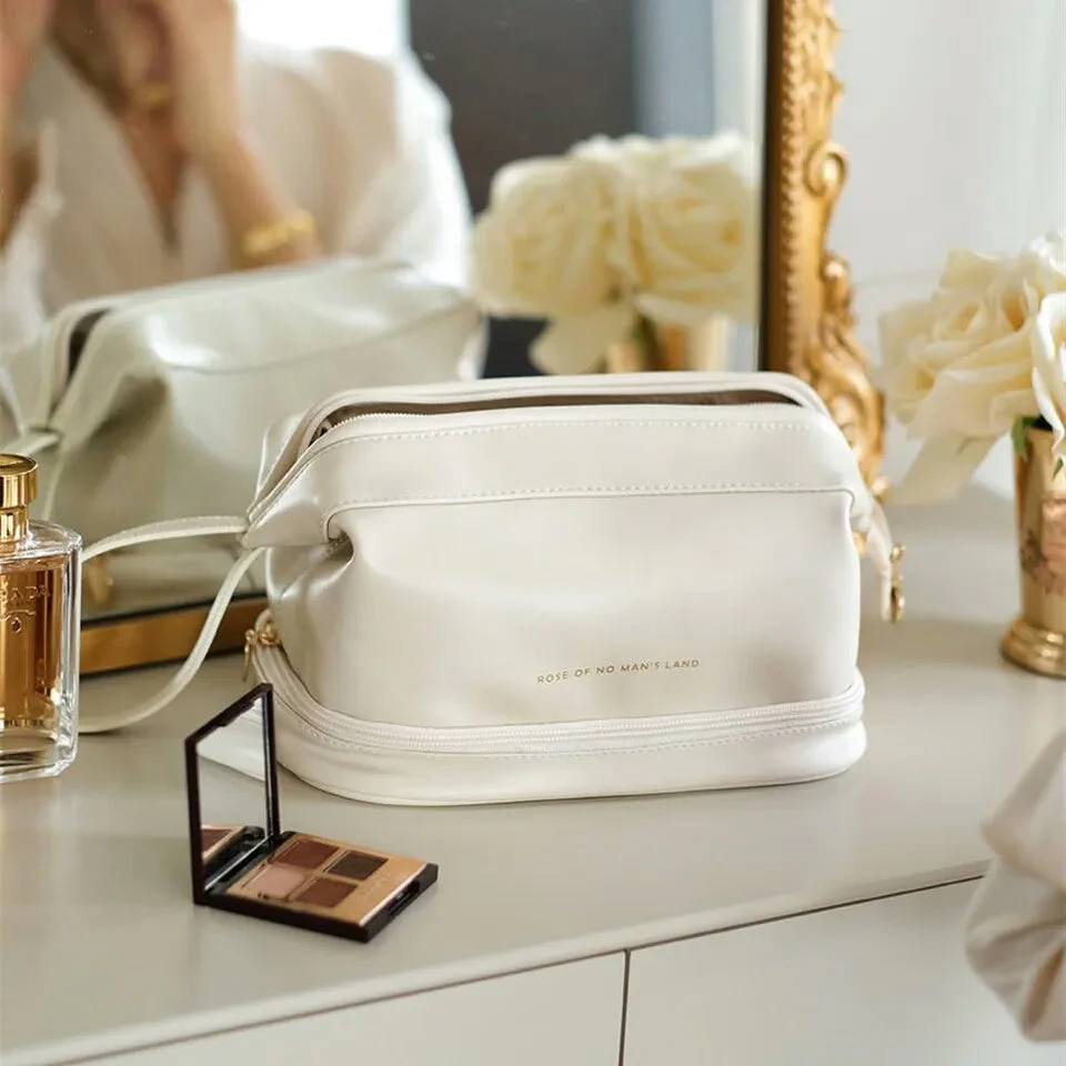 Leather Portbale Travel Cosmetic Bag - Image 6