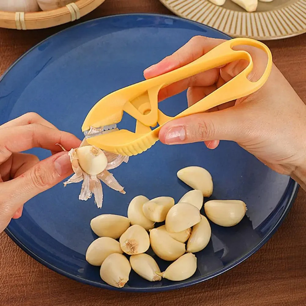 Multifunctional Garlic Peeling Tool - Image 4