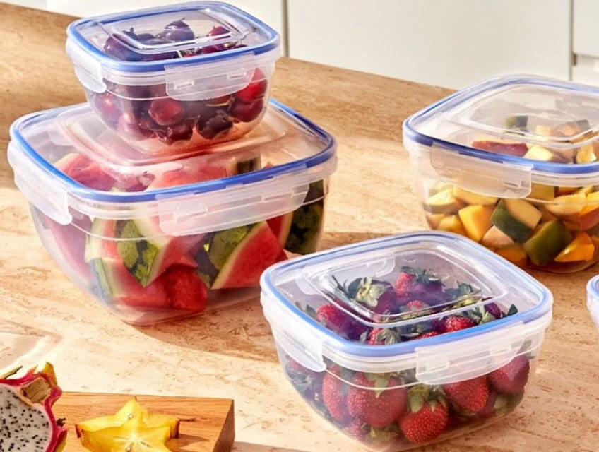 Pack of 4 Lock Seal Storage Container - Image 4