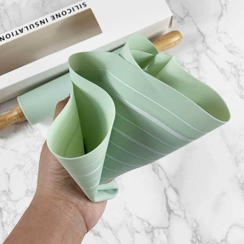 Round Silicone Kneading Pad With Rolling Pin - Image 6