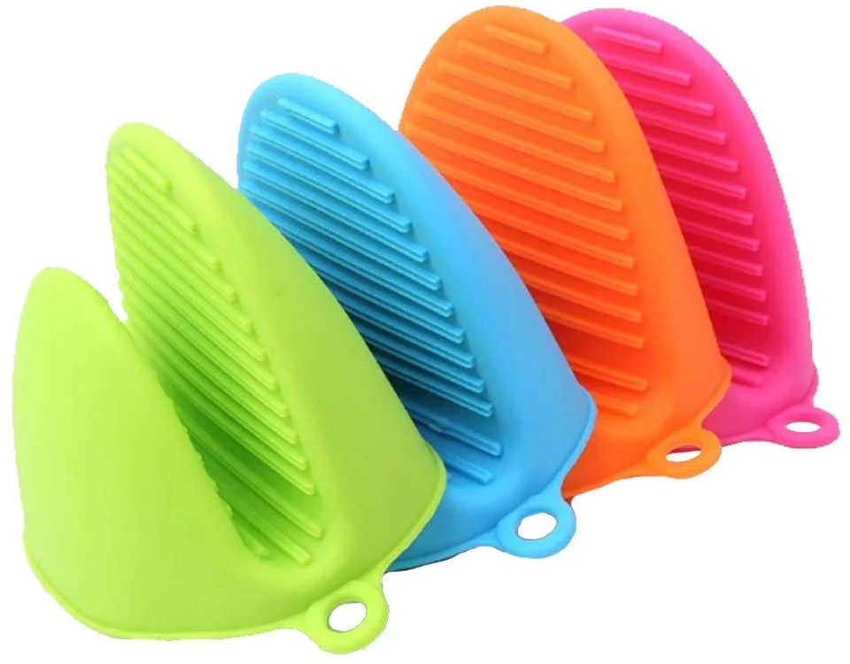 Silicone Heat Resistant Gloves/pot holder - Image 3