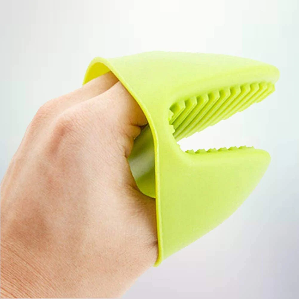 Silicone Heat Resistant Gloves/pot holder - Image 5