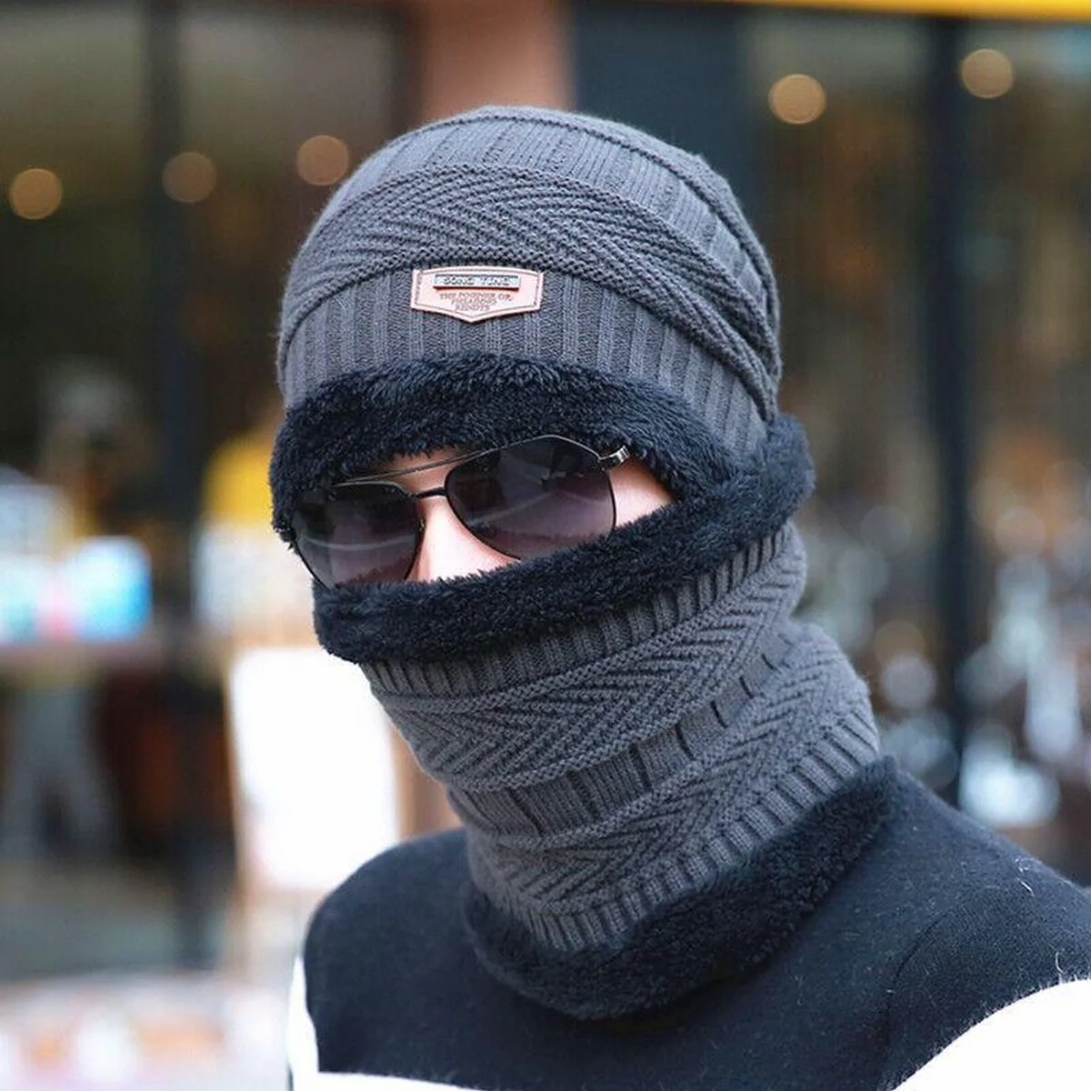 Winter Cap And Neck For Men And Women - Image 3
